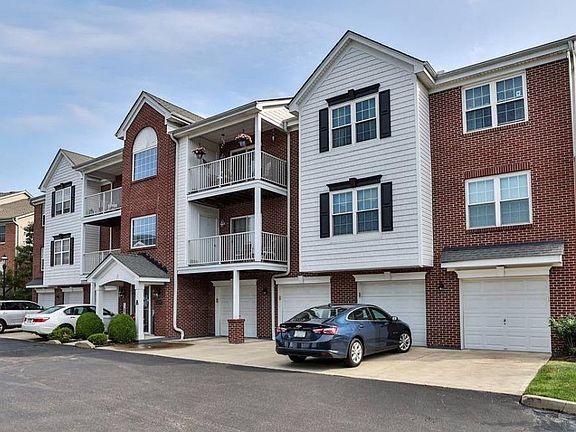 2nd image of 6999 Summit Lake Dr Unit 3