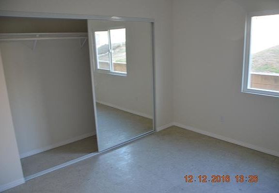 3rd image of 4044 Nordica Ave