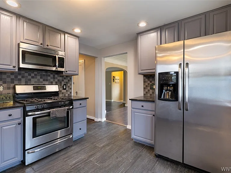 845 Cleveland Dr — Photo 13