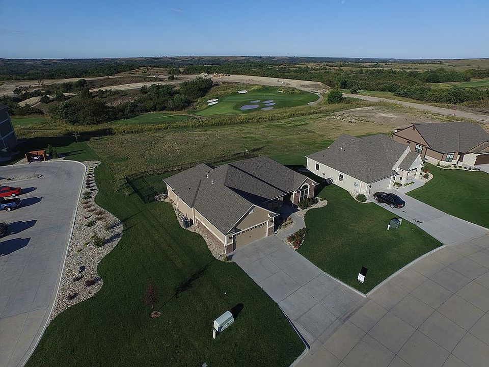 1st image of 2601 Bellerive Dr