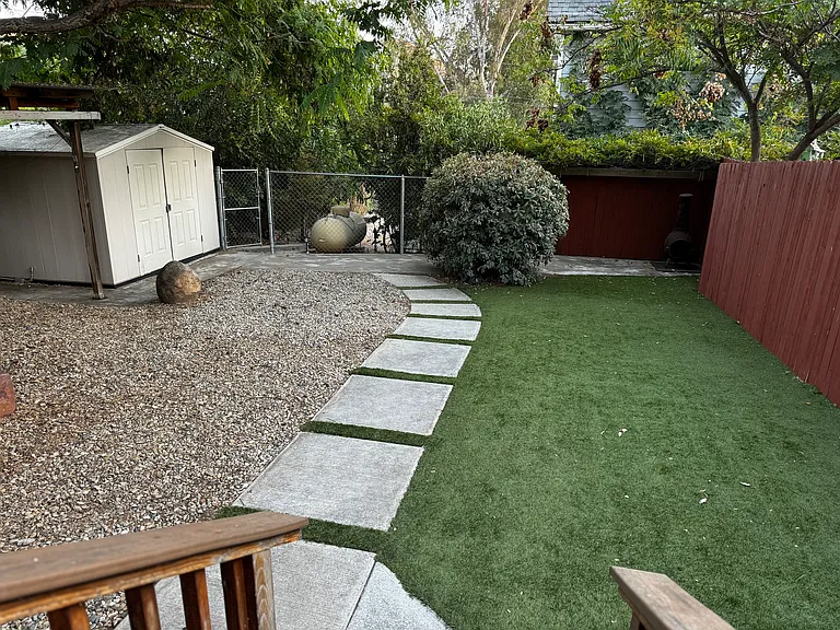 W Noakes St — Photo 8