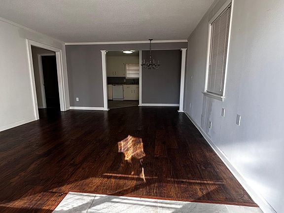 3rd image of 1002 Ogrady Dr APT 5