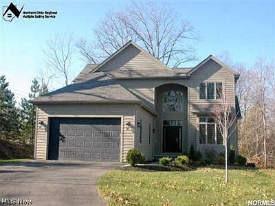 1st image of 5 Woodbrook Ln