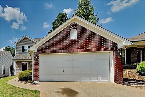 76 Arrowhead Dr Photo 1