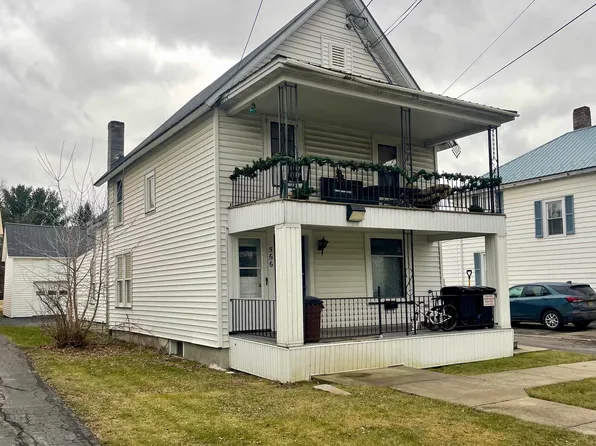 566 E Main St, Malone, NY 12953