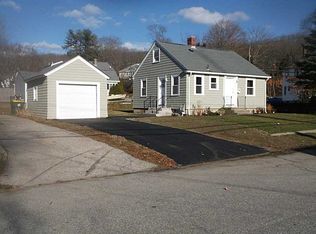 8 High St, Smithfield, RI 02917