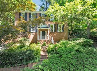 1320 Hilltop Rd, Charlottesville, VA 22903