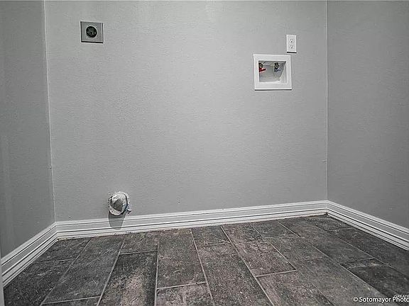 4th image of 2219 Northridge Dr Lot 3