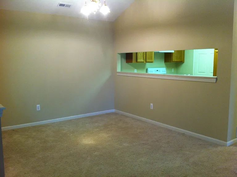 3317 Reeves Dr — Photo 14