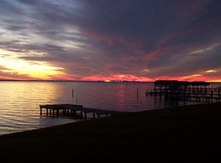 543 Island Vw, Bath, NC 27808