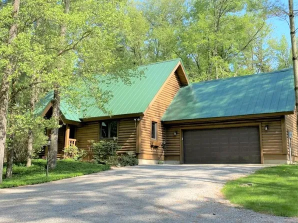 335 Lane 100a Pine Canyon Lk, Angola, IN 46703