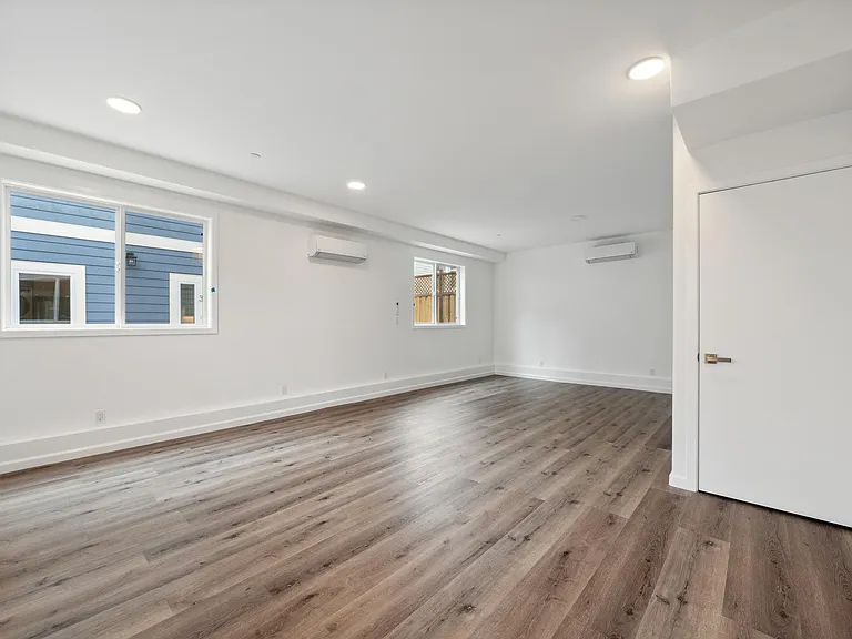 1012 Chester St #4 — Photo 14