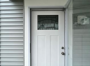 32 Gooding St FLOOR 1, Pawtucket, RI 02860