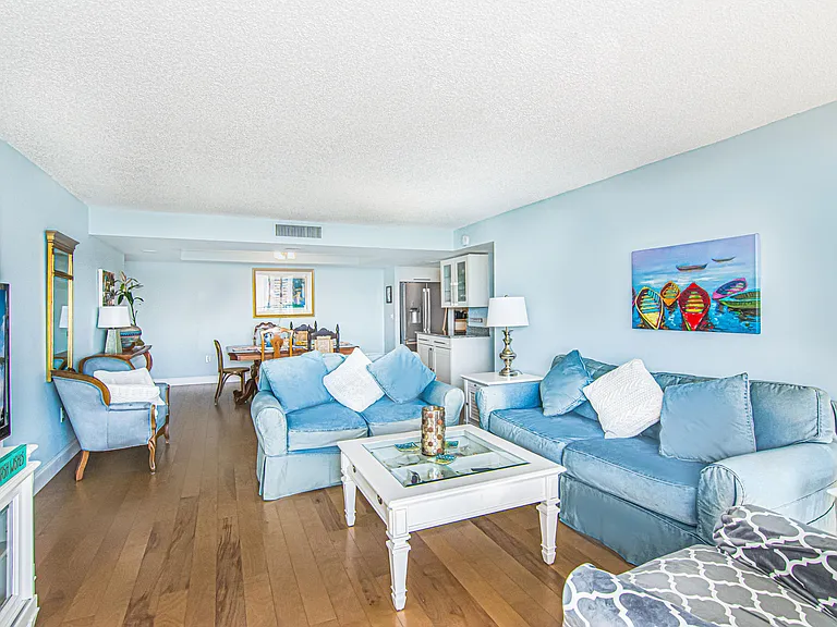 5600 N Flagler Dr #1404 — Photo 12