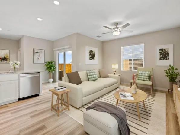 2985 Bowery Ln, Lincoln, CA 95648