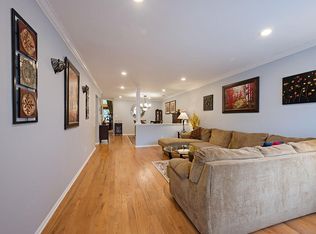 6 Cambridge Ct, East Brunswick, NJ 08816