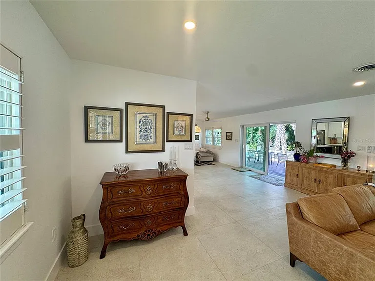 7372 Melaleuca Way — Photo 11