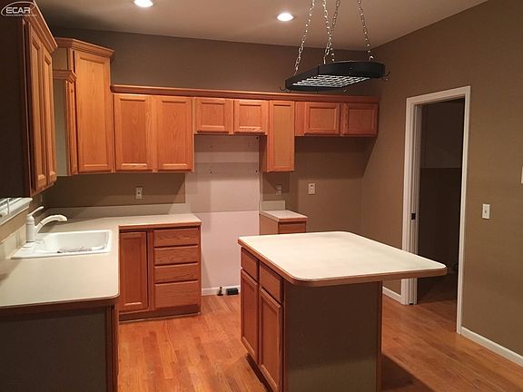 3rd image of 4332 Covey Ln