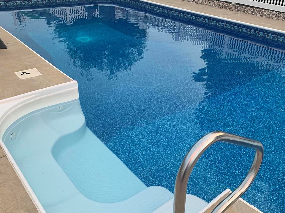 2nd image of 6840 Orchard Meadow Dr