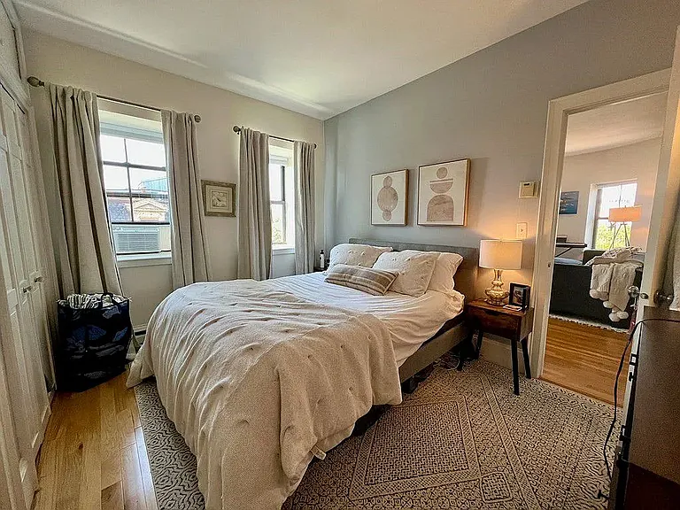 533-535 Columbus Ave #10 — Photo 17