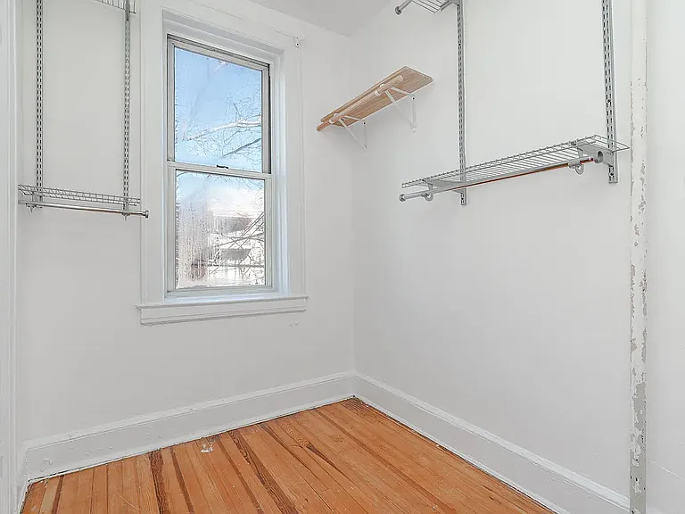 32-21 43rd St #2A — Photo 9