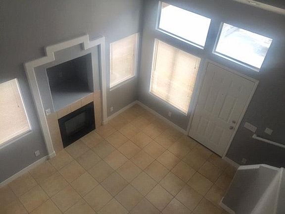 3rd image of 6929 Coral Rock Dr #81