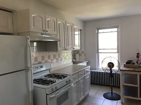 Rented by Proper Real Estate, LLC | media 7