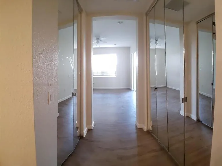 8207 NW 128th Ln #18-B — Photo 10