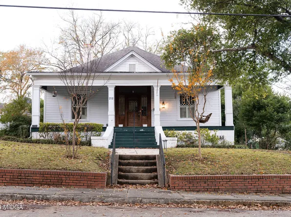 292 Hines Ter, Macon, GA 31204