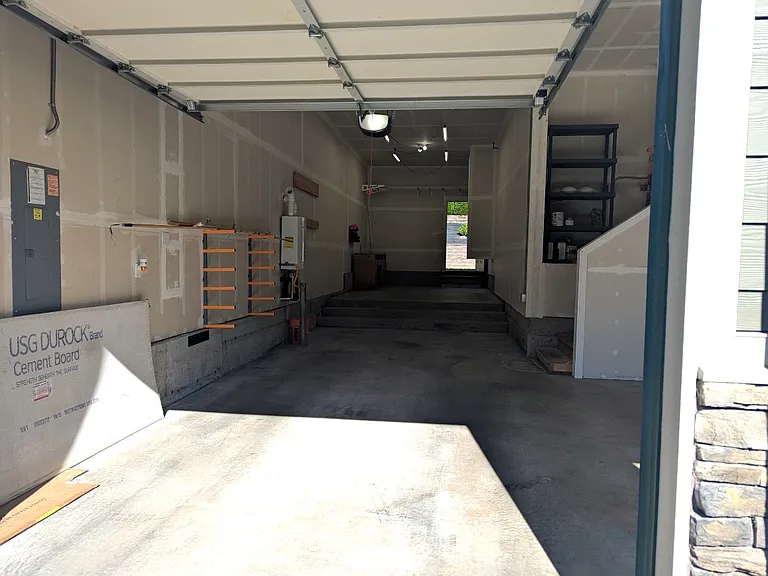 9402 S 218th St — Photo 29