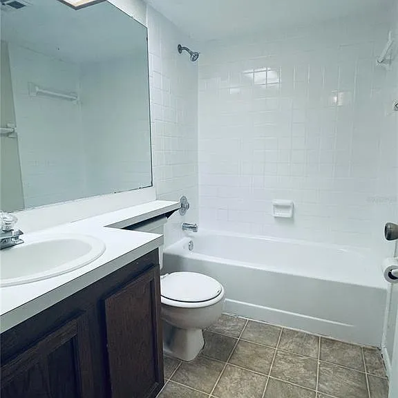 328 Woodlake Wynde — Photo 10