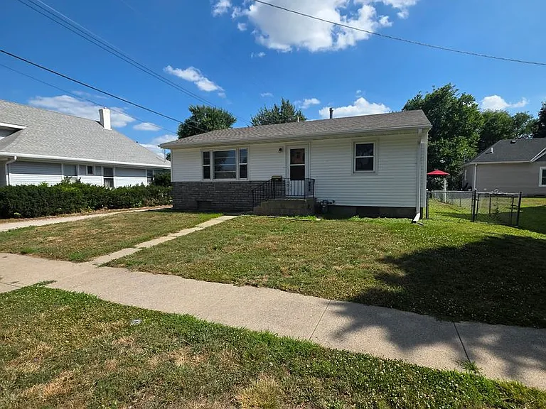 1005 W Park Ave — Photo 1
