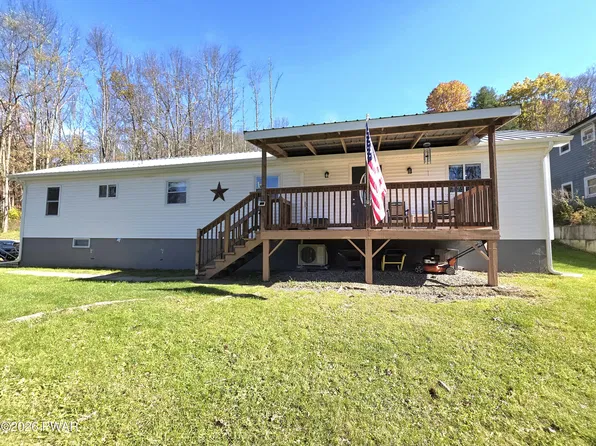 440 Old Union Rd, Equinunk, PA 18417