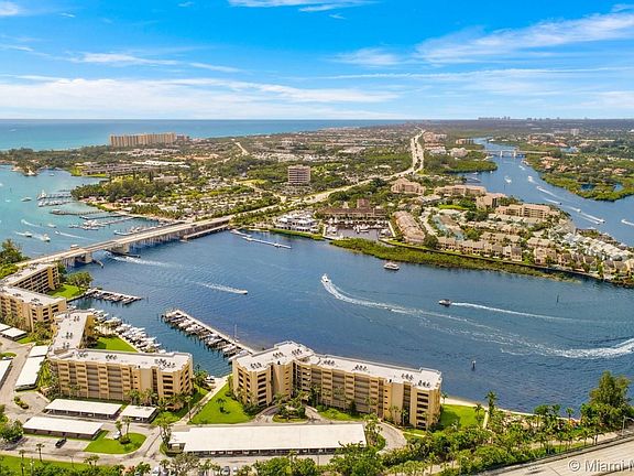 3rd image of 1648 Jupiter Cove Dr APT 512B