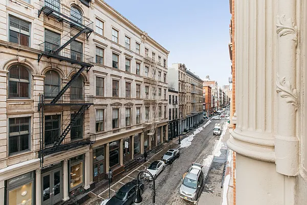 Sold by Compass | media 12