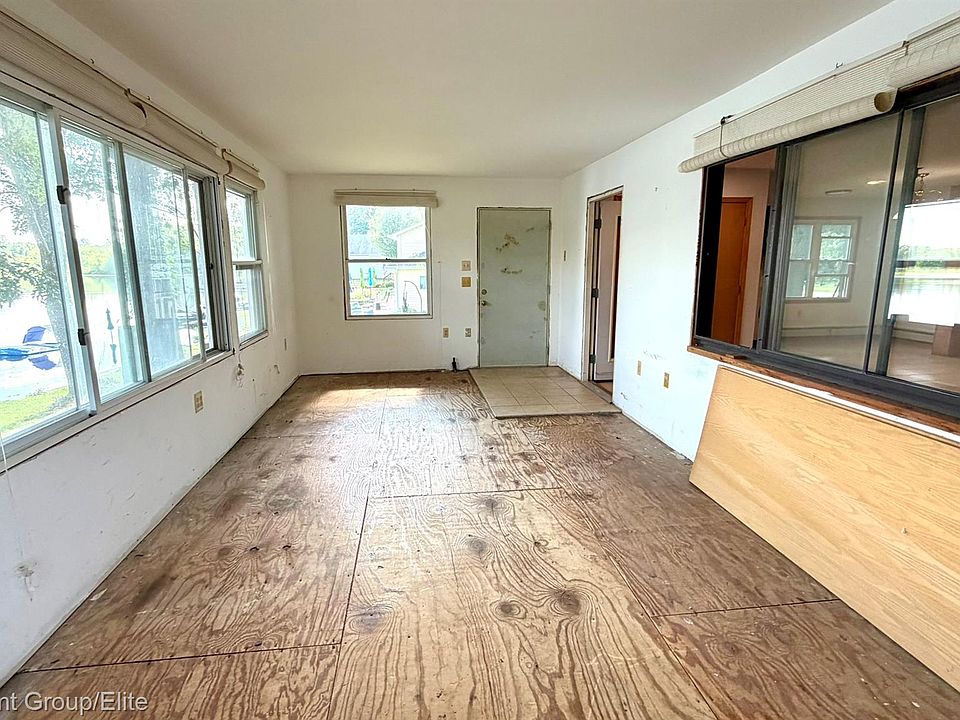 6764 Grand Beach Dr, photo 27