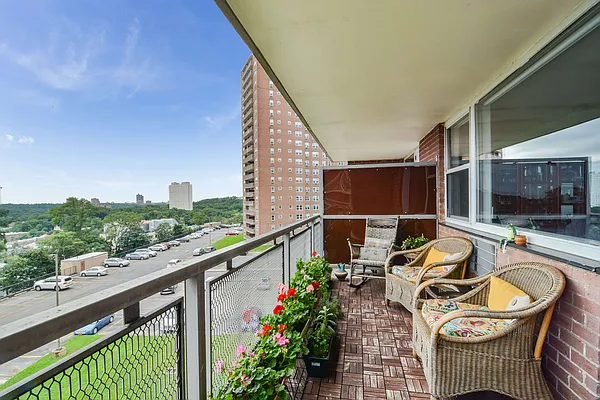 Sold by Robert E. Hill  | media 12