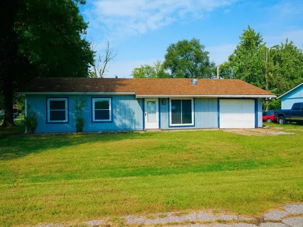 430 W Lewis St, Udall, KS 67146