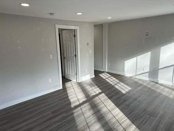 2nd image of 16 Elm St