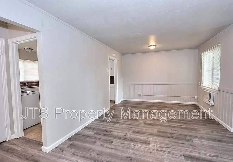 4439 V St #1 — Photo 20
