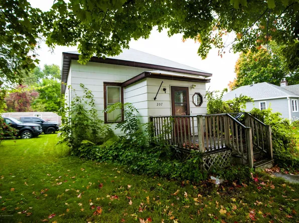 207 N Broadway, Pelican Rapids, MN 56572