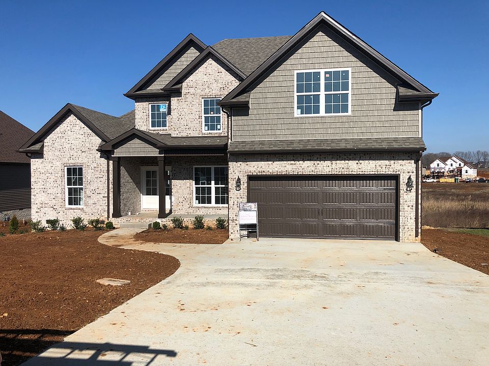 1st image of 211 Melbourne Dr