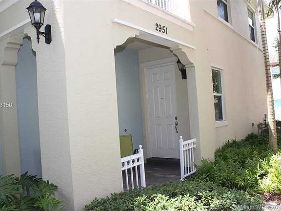 2nd image of 2951 Saint Thomas Dr