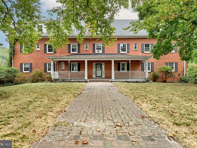 5601 N Front St, Harrisburg, PA, 17110