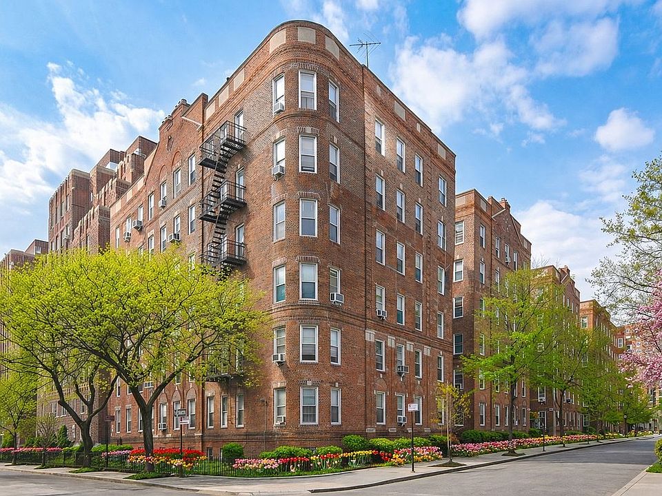 1st image of 11115 75th Ave #6J