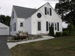 407 Sand Creek Rd, Albany, NY 12205