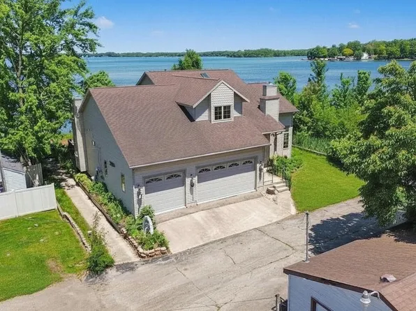 4211 Lynden Rd, Shelbyville, MI 49344