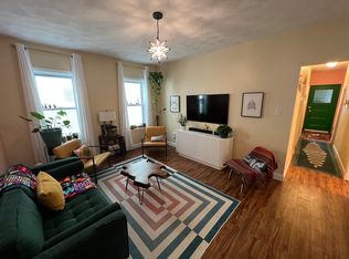 225 Holland St APT 1, Somerville, MA 02144