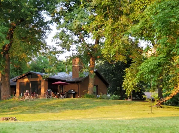 6690 E Palmers Dr, Monticello, IN 47960