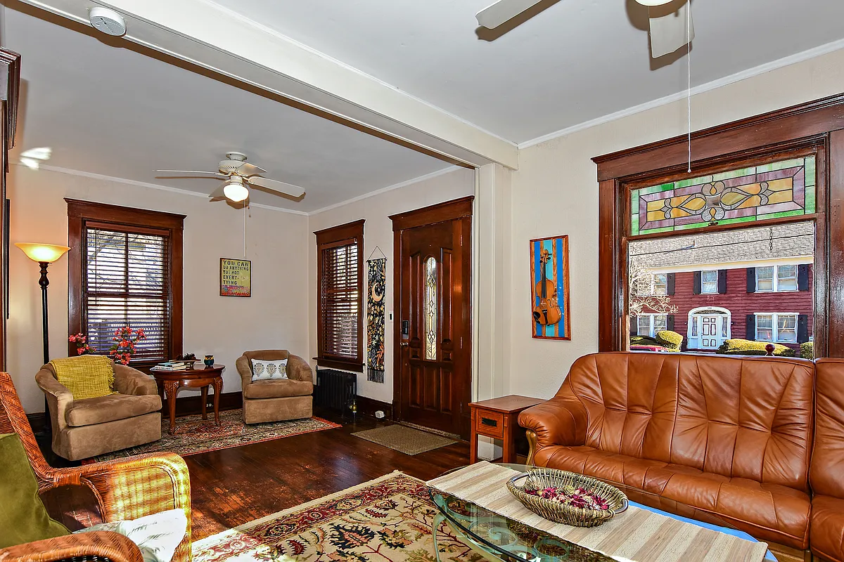 Living room - 240 Walnut St